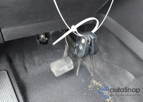 2015 Ford Escape S z USA, uszkodzony, nr VIN 1FMCU0F78FUB27615